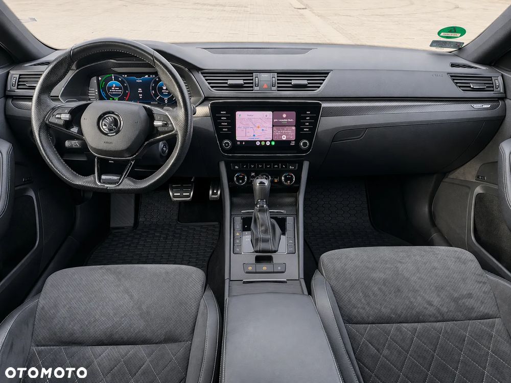 Skoda Superb 1.4 TSI Plug-In Hybrid Sportline DSG - 4