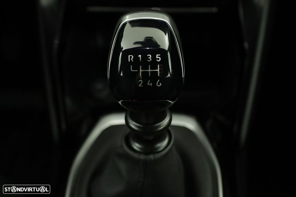 Peugeot 2008 1.2 PureTech Allure - 13