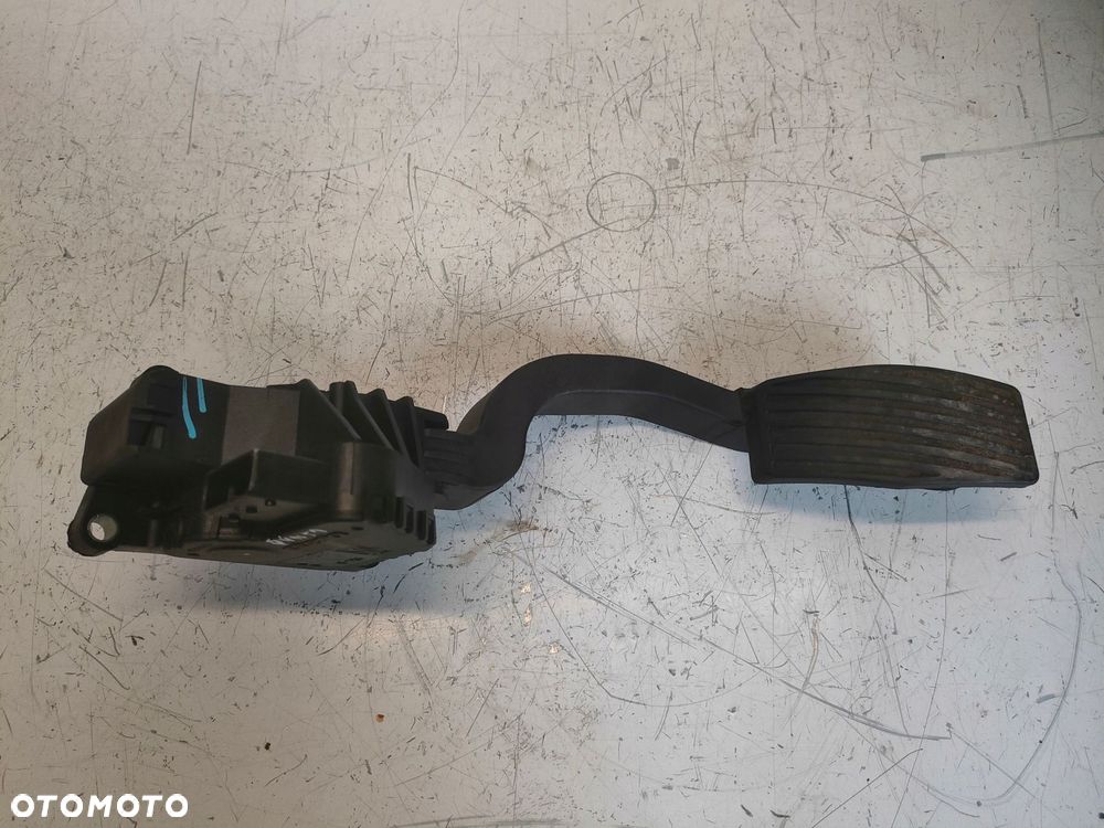 FIAT GRANDE PUNTO 05- 1.4 PEDAŁ POTENCJOMETR GAZU 55702020 - 3