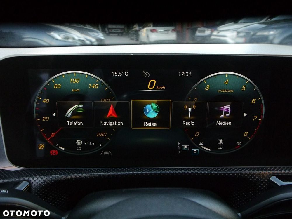 Mercedes-Benz CLA 200 7G-DCT AMG Line - 22