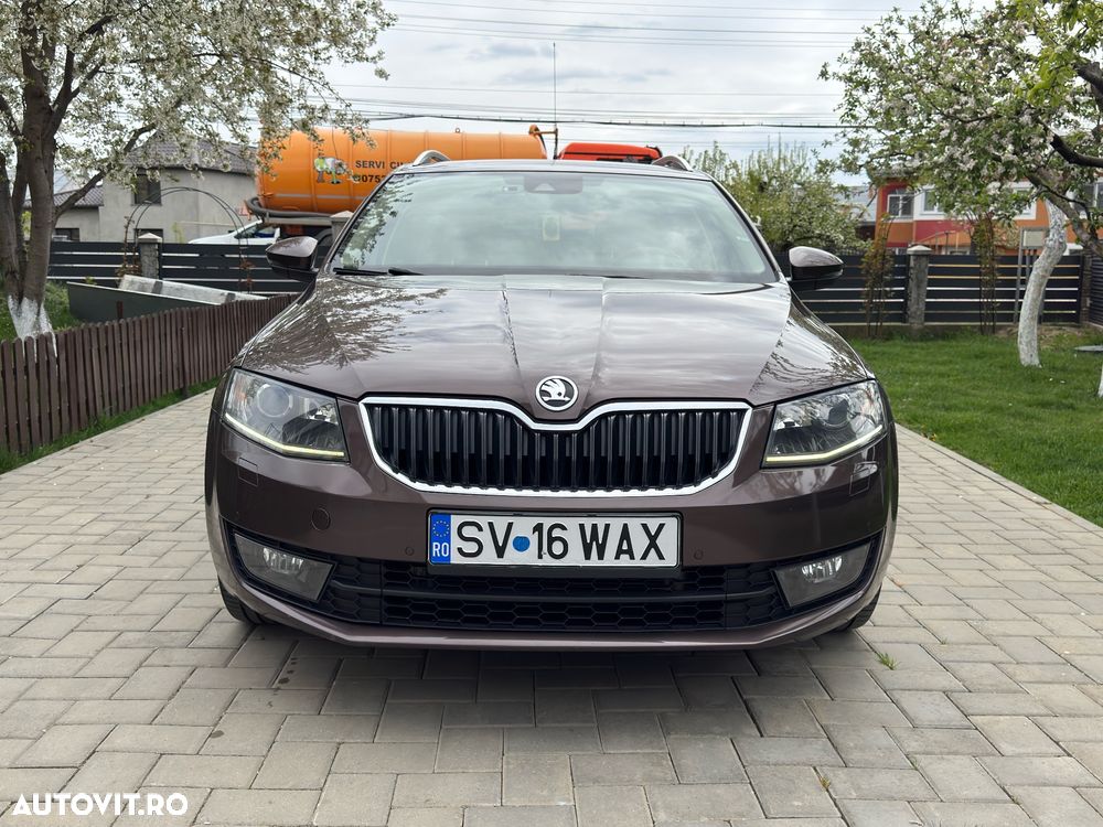 Skoda Octavia 1.4 TSI ELEGANCE DSG - 3