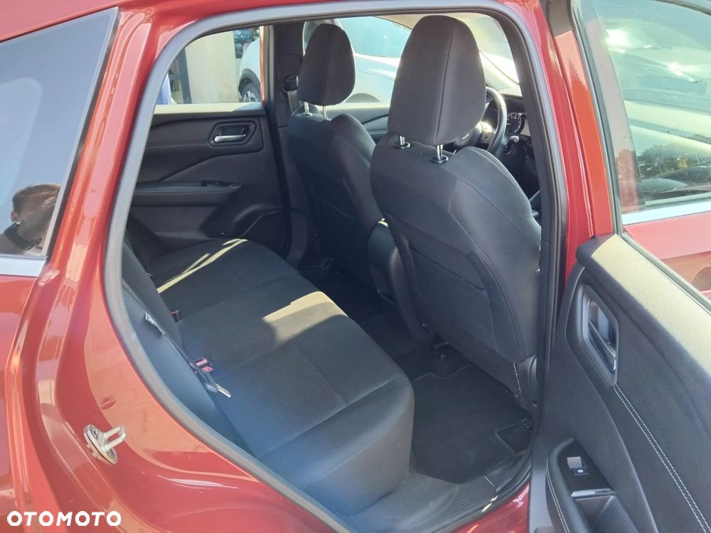 Nissan Qashqai 1.3 DIG-T MHEV Acenta Xtronic - 23