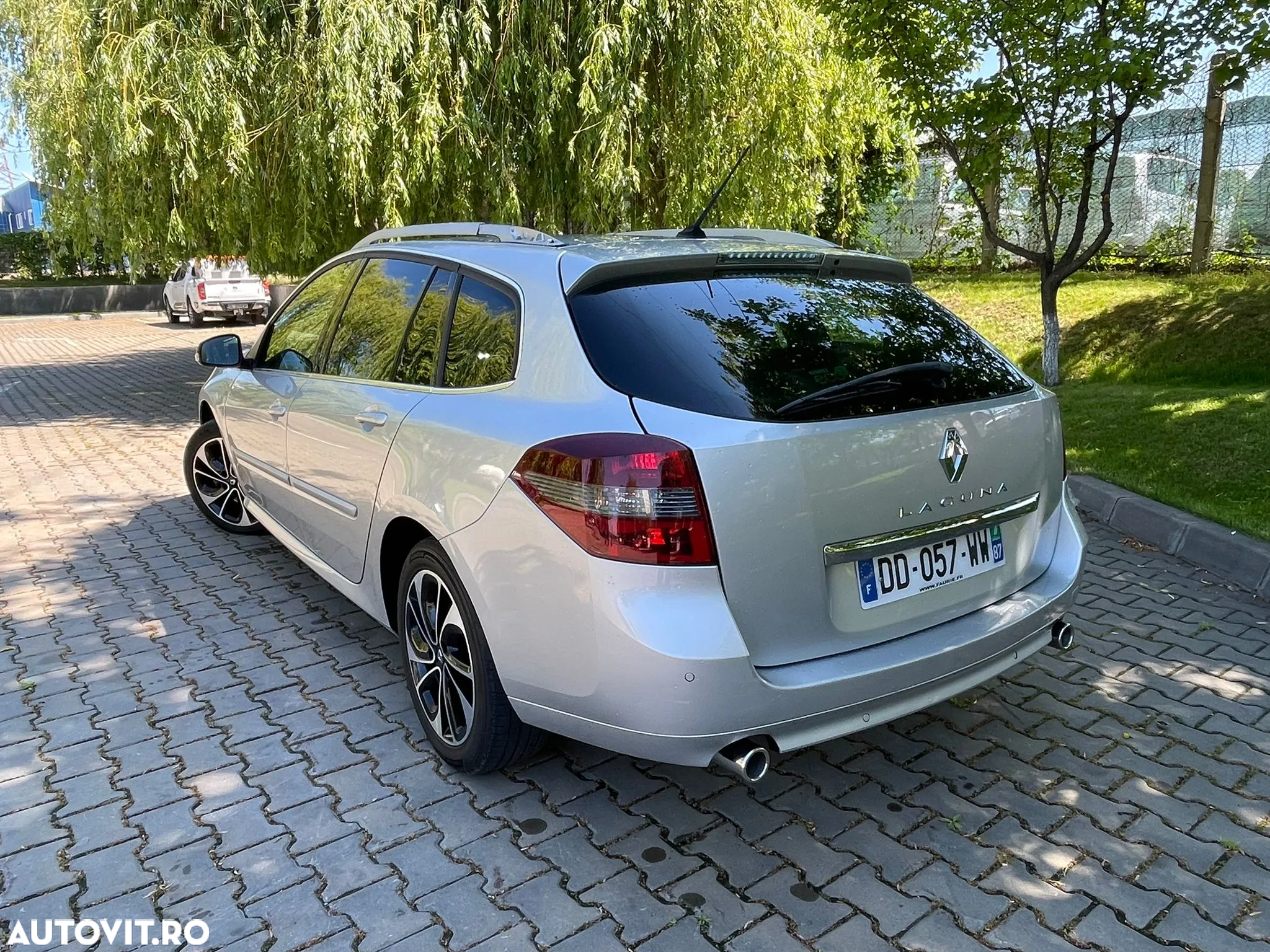Renault Laguna - 4