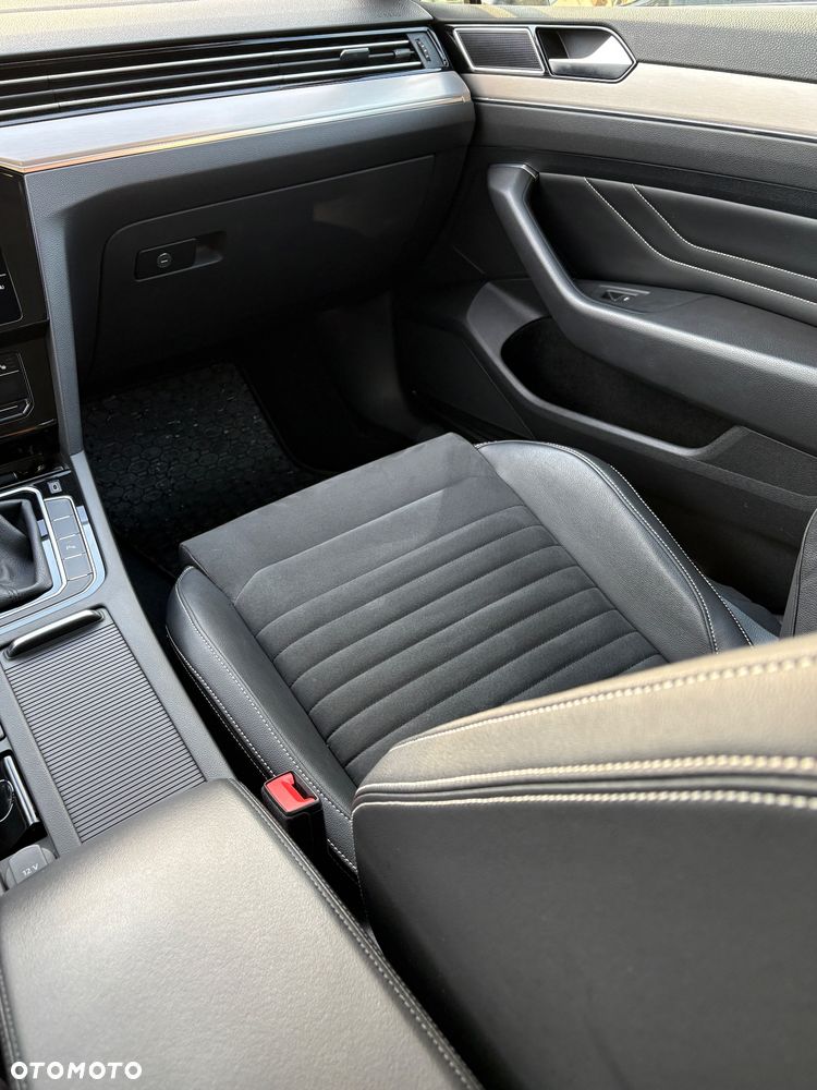 Volkswagen Passat 2.0 TSI Elegance DSG - 15