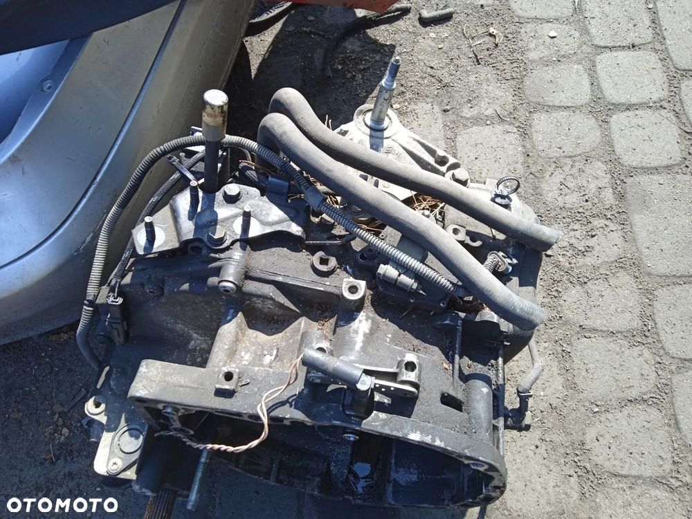 SKRZYNIA BIEGÓW RENAULT MEGANE II 1.6 16V AUTOMAT NA CZĘŚCI - 3
