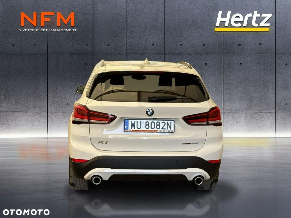 BMW X1 - 10