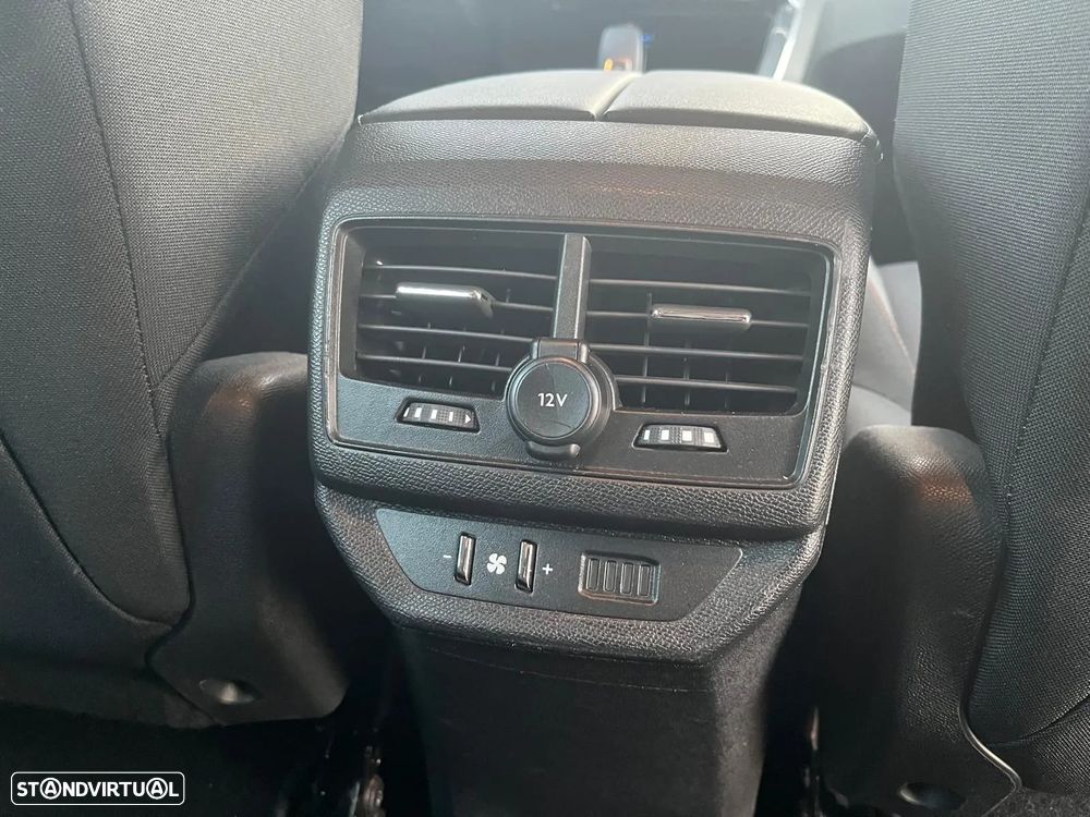 Peugeot 5008 1.5 BlueHDi Active Pack EAT8 - 44