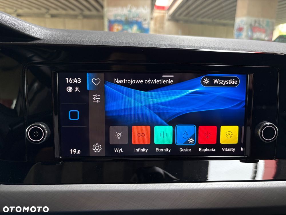 Volkswagen Golf 1.0 TSI Life - 23