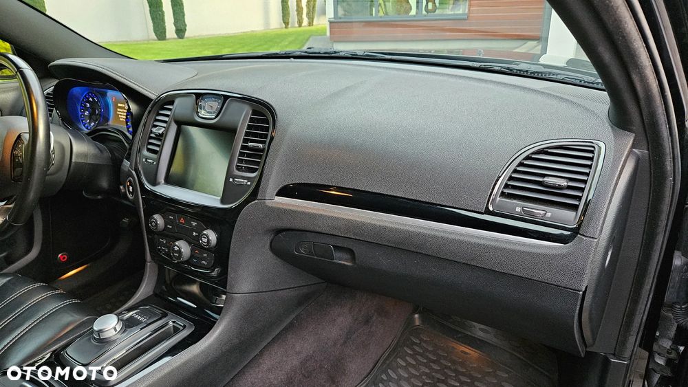 Chrysler 300s - 5