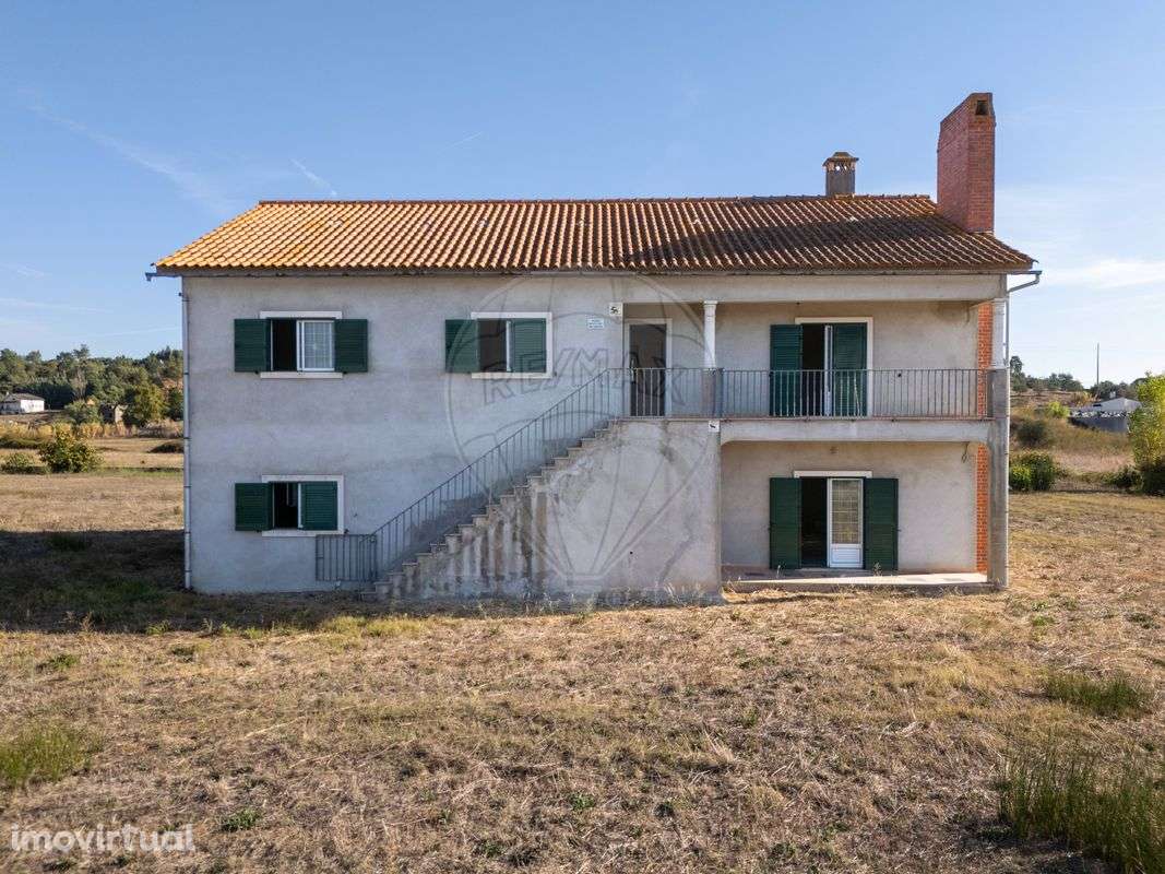 Moradia T4 para venda - Grande imagem: 2/23