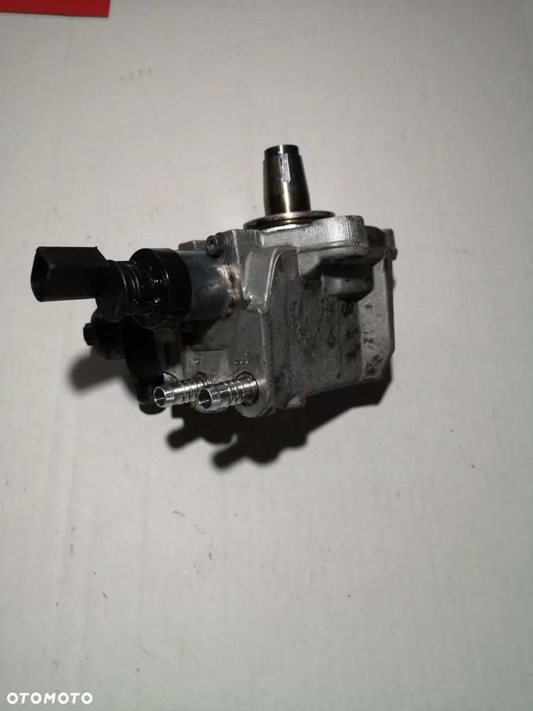 POMPA WTRYSKOWA BMW E90 E87 E60 X3 2.0d 143/177KM N47 7797874 BOSCH 0445010506 - 3