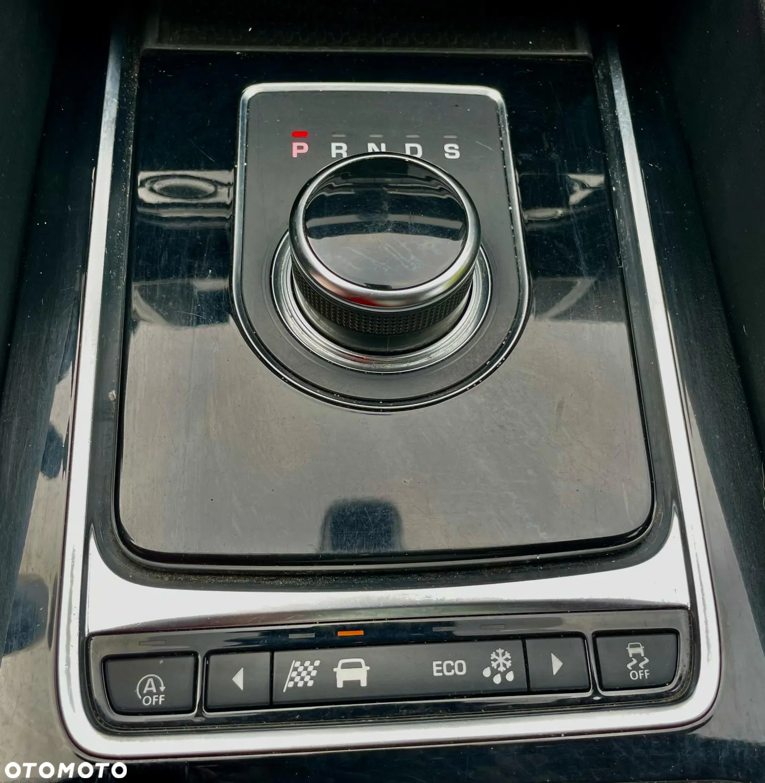 Jaguar F-Pace 2.0 i4D AWD R-Sport - 19