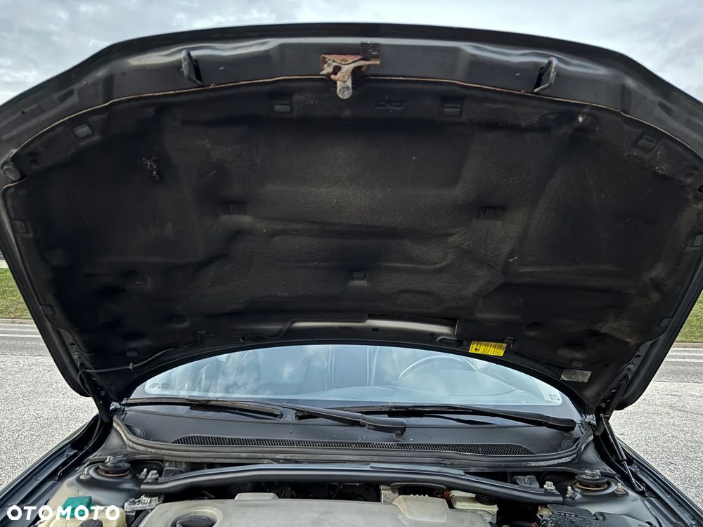 Volvo S60 2.4D Momentum - 34