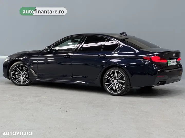 BMW M5 M550i xDrive AT - 4