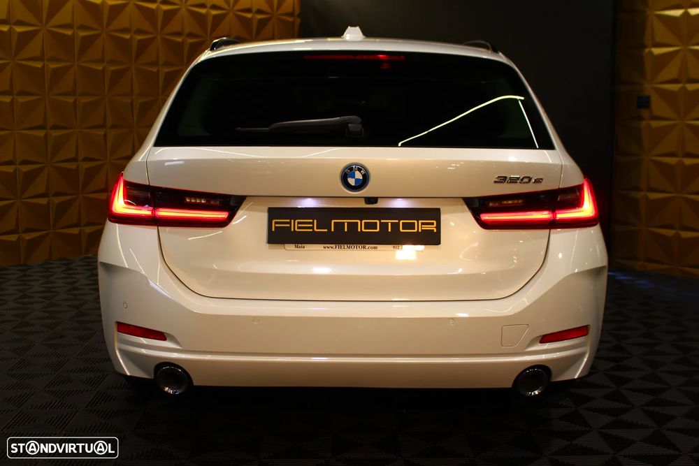 BMW 320 e Line Sport Auto - 12