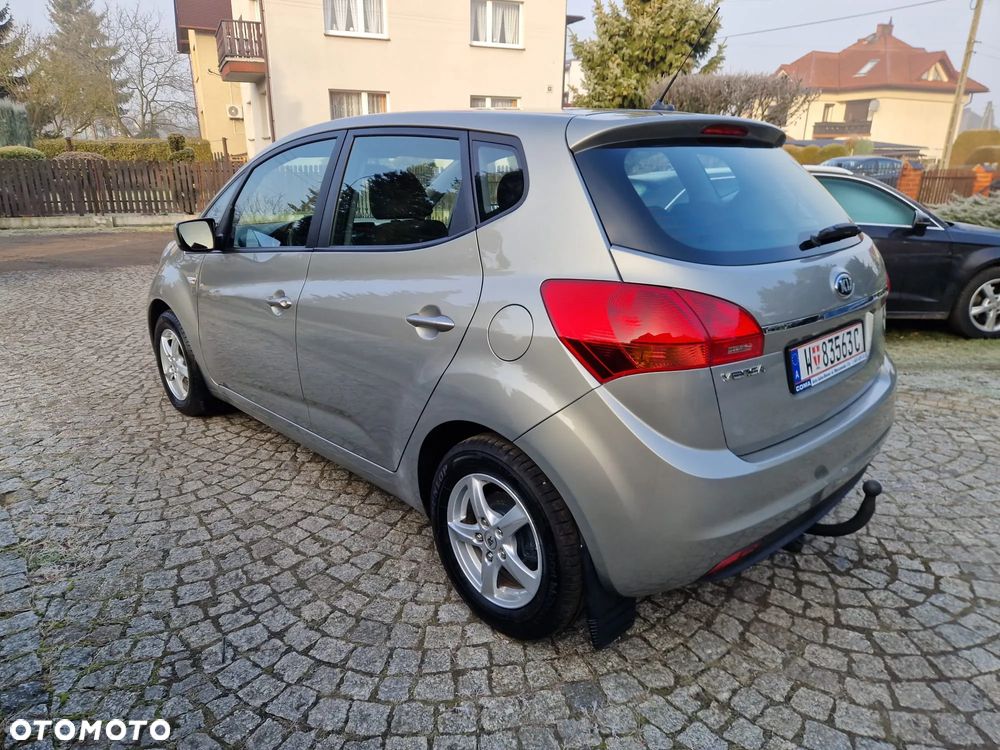 Kia Venga 1.4 CVVT Dream Team Edition - 9