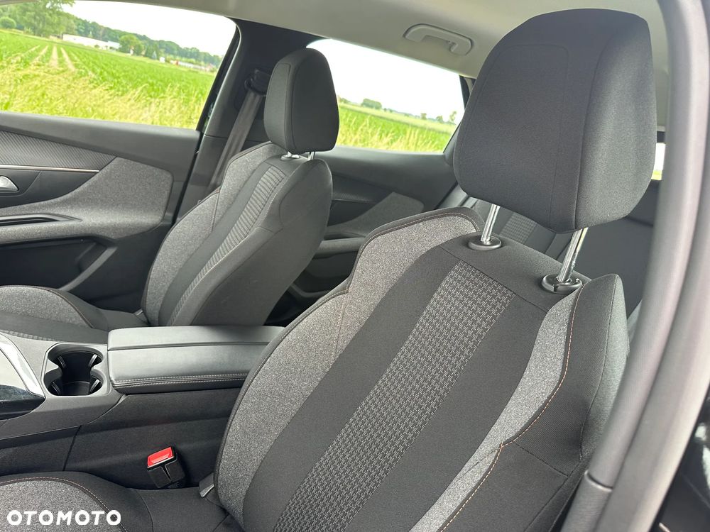 Peugeot 3008 BlueHDi 130 Stop & Start EAT8 Allure - 6