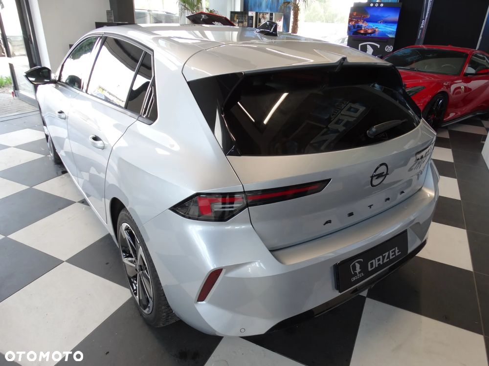 Opel Astra 1.5 D Automatik Ultimate - 12