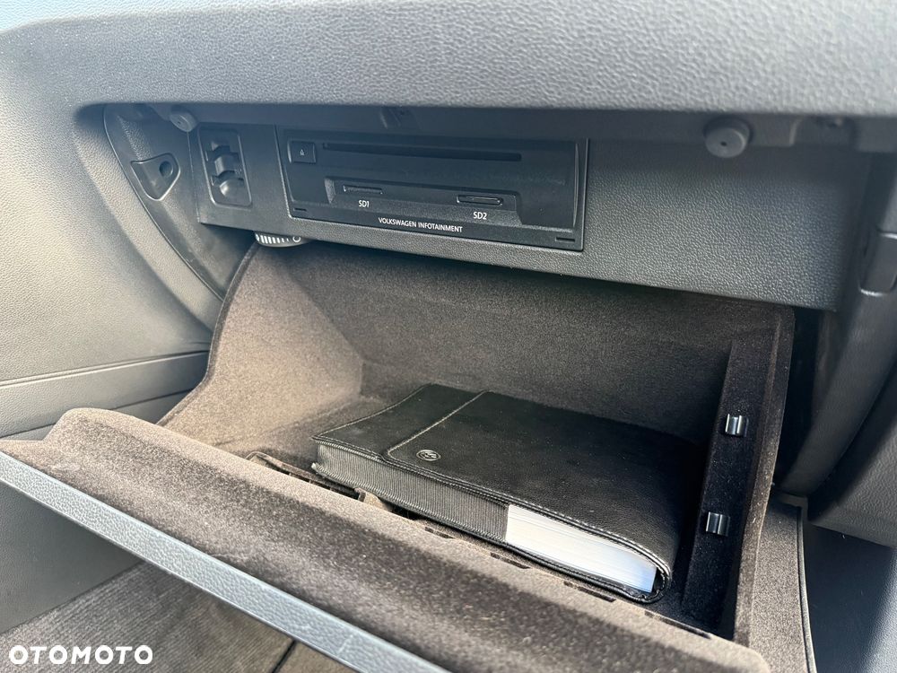 Volkswagen Passat Variant 1.6 TDI (BlueMotion Technology) Comfortline - 13