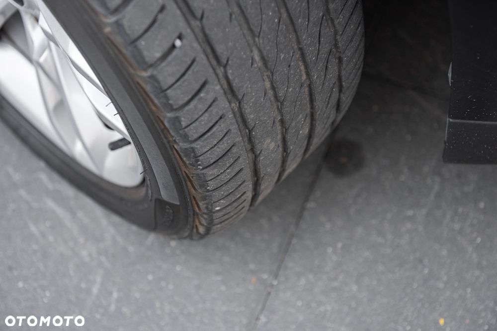 BMW X1 sDrive18d xLine - 28
