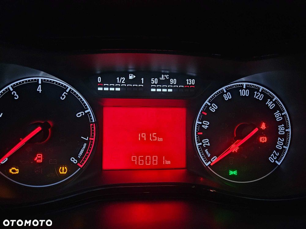 Opel Corsa - 8