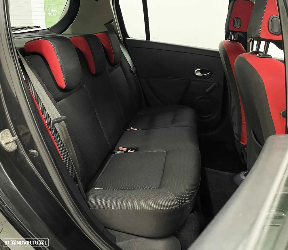 Renault Clio 1.2 16V Rip Curl - 29