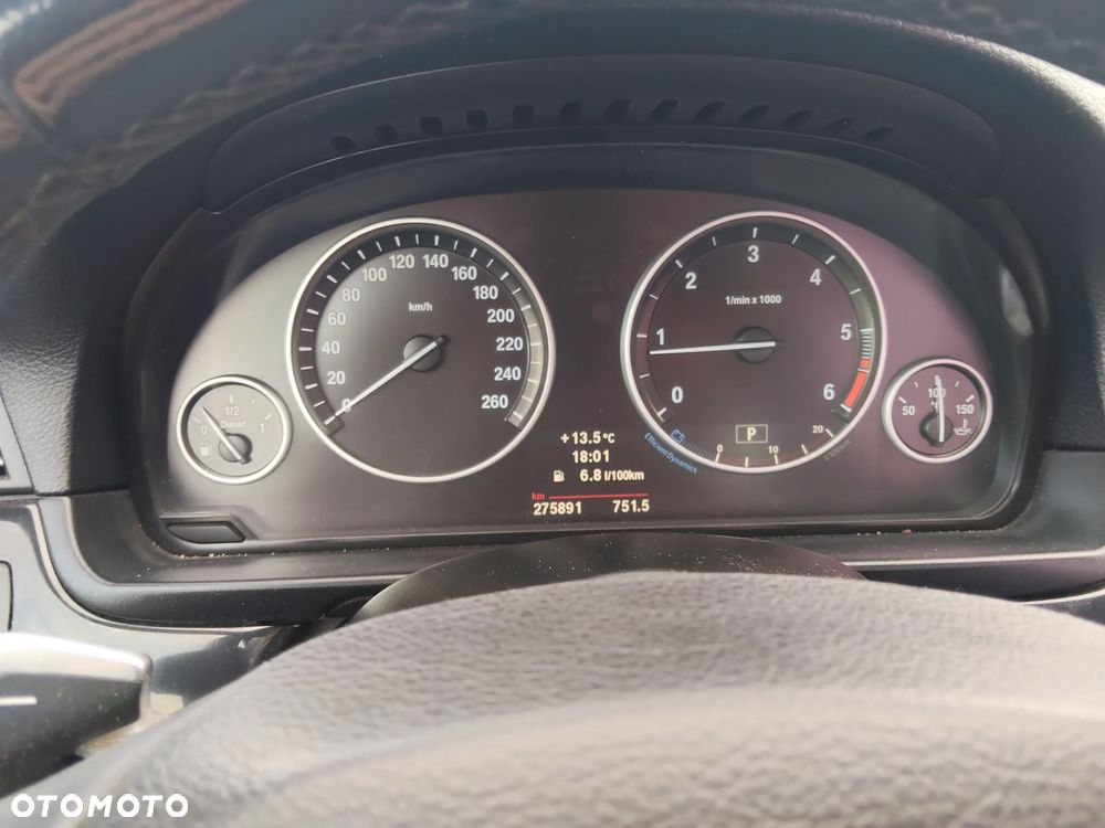 BMW Seria 5 520d Sport-Aut - 13