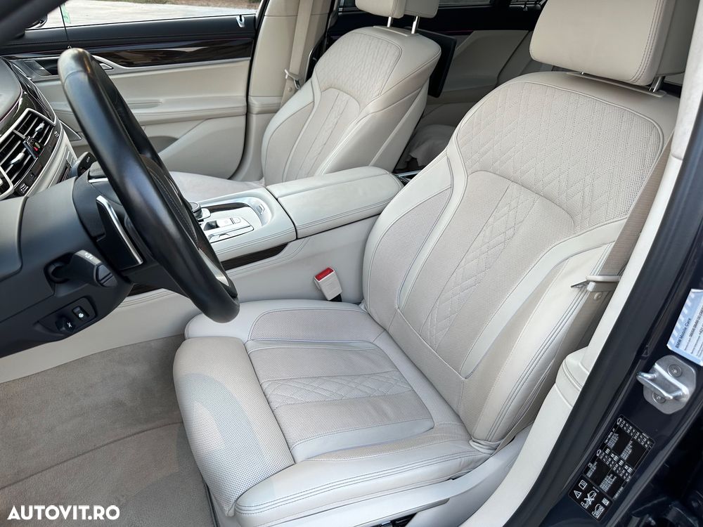 BMW Seria 7 - 18
