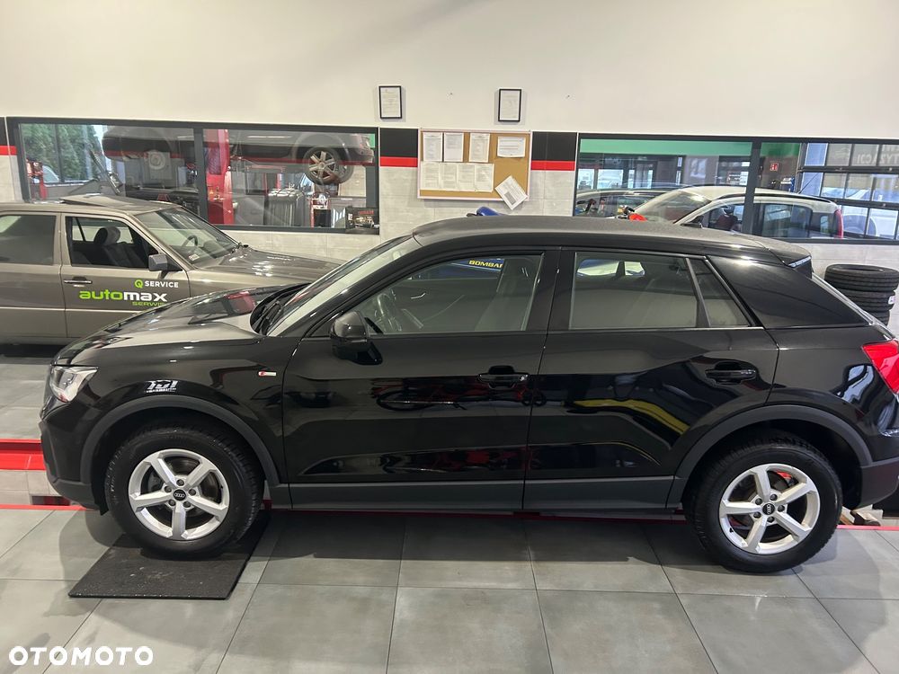 Audi Q2 35 TDI S tronic design - 4