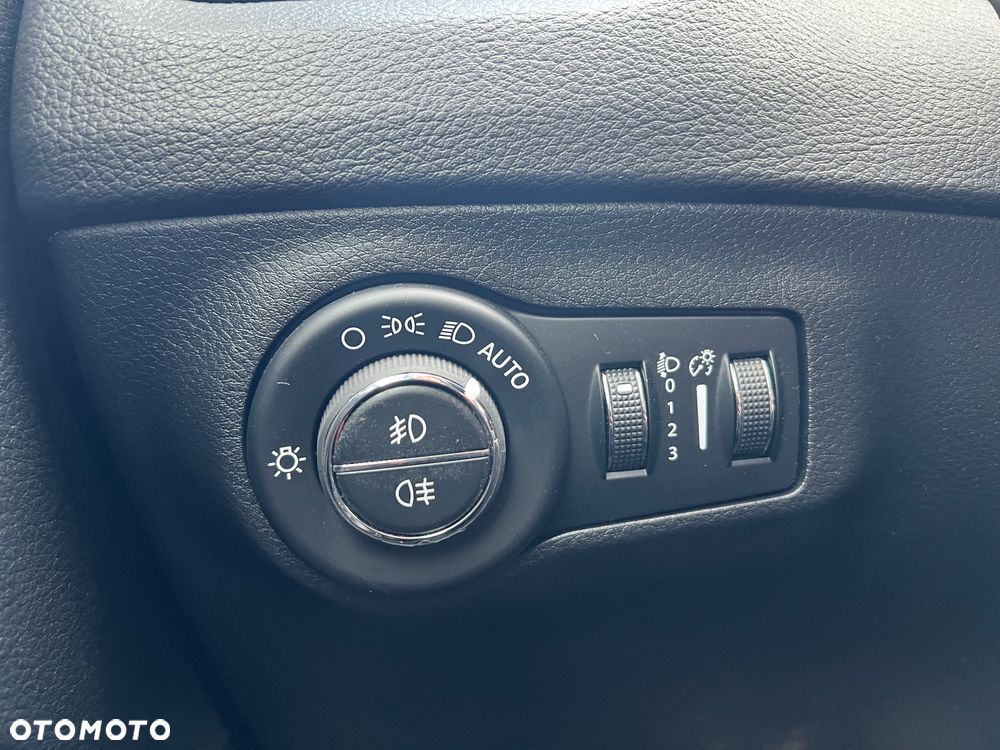 Jeep Compass 2.0 MJD Limited 4WD S&S - 26