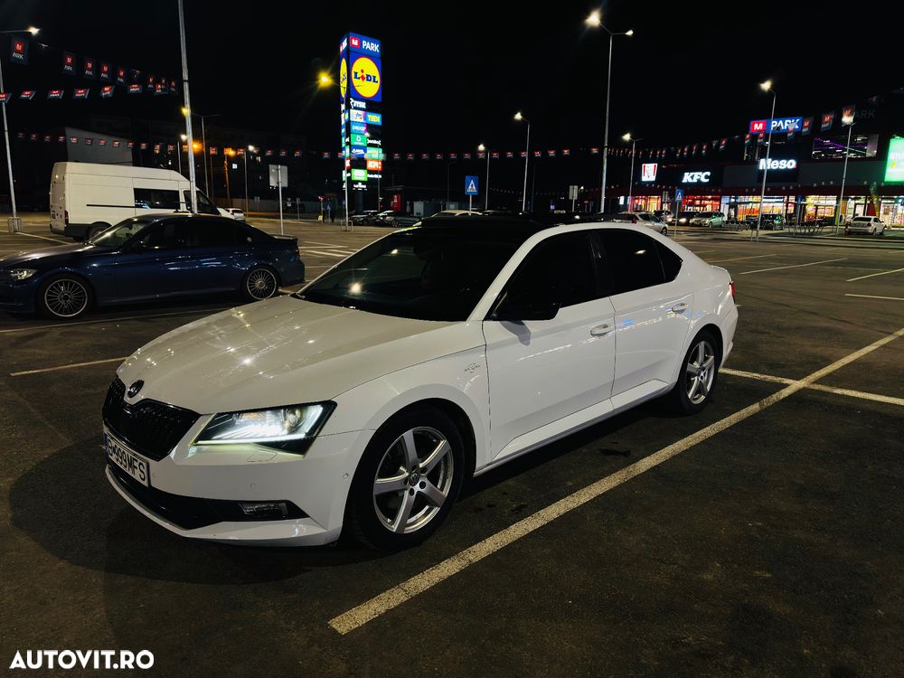 Skoda Superb 2.0 TDI DSG Laurin & Klement - 5