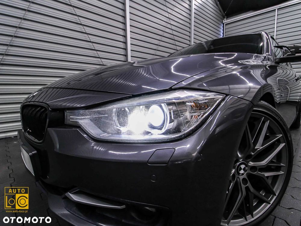 BMW Seria 3 320i M Sport - 31