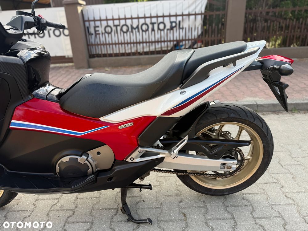 Honda NC - 27