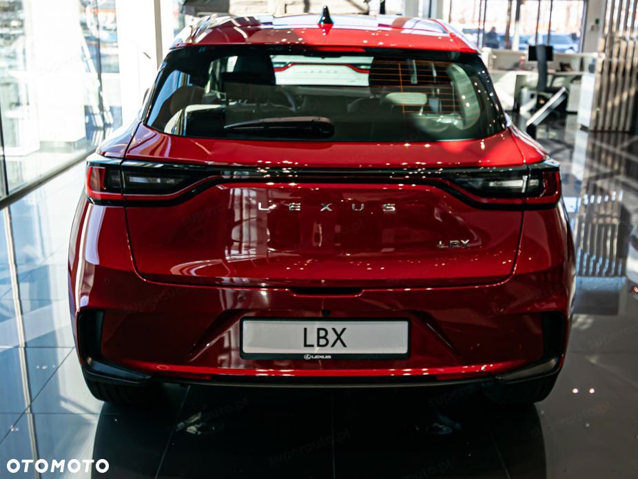 Lexus LBX 1.5 Hybrid - 5