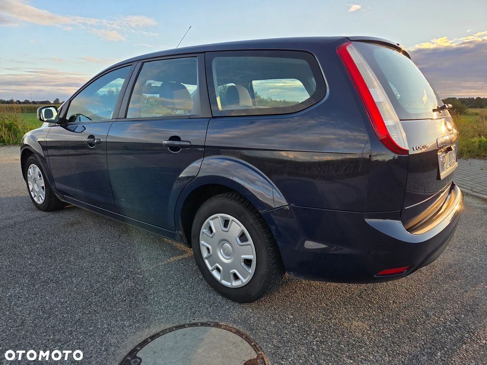 Ford Focus 2008 photo 3
