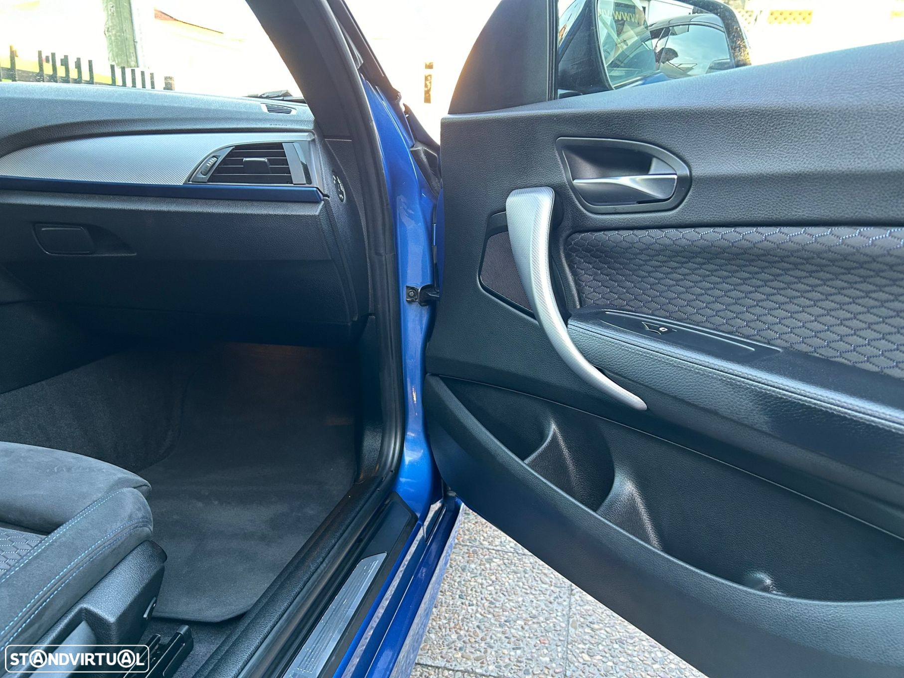 BMW 118 d Pack M - 35