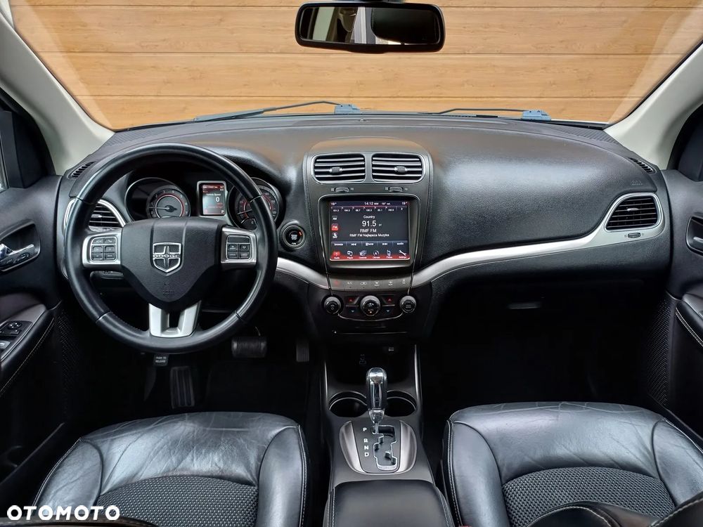 Dodge Journey - 10