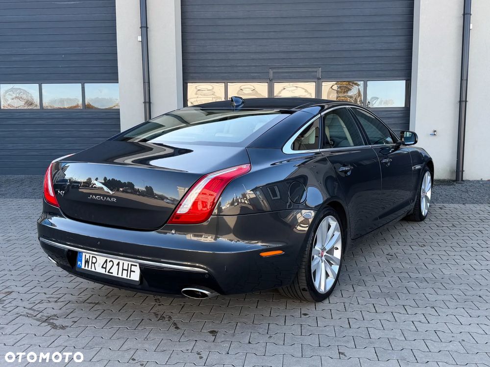 Jaguar XJ 3.0 D V6 Premium Luxury - 21