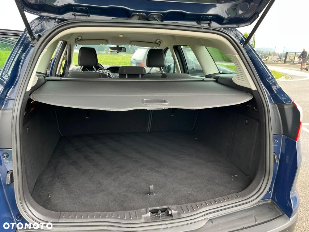 Ford Focus SW - 12