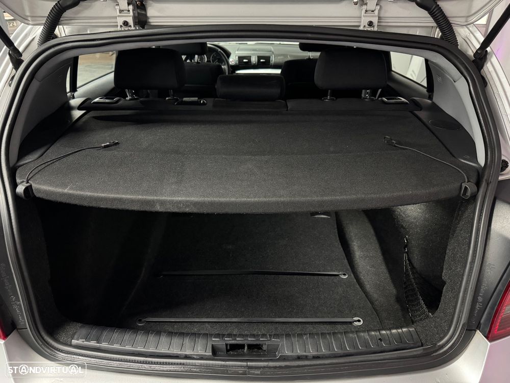 BMW 118 d Lifestyle - 12