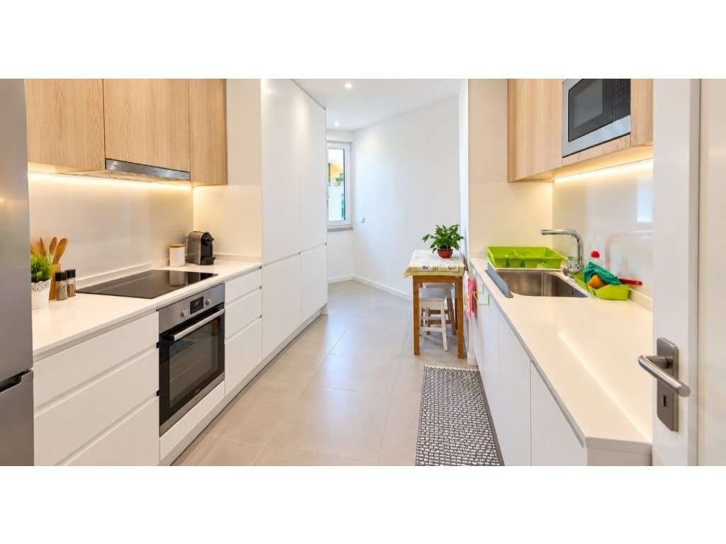 Elegante e moderno apartamento T2 em Benfica - Grande imagem: 3/23