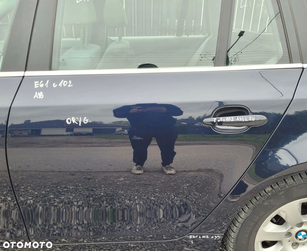 DRZWI LEWY TYŁ TYLNE BMW E61 A35 MONACOBLAU ORYGINALNY LAKIER C102 - 1