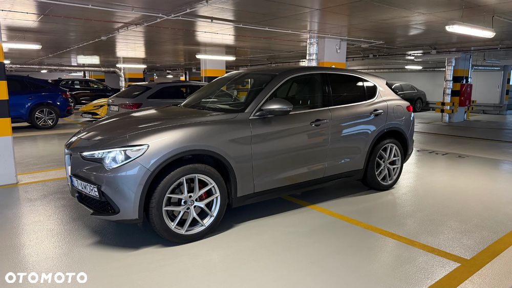 Alfa Romeo Stelvio 2.0 Turbo Executive Q4 - 15