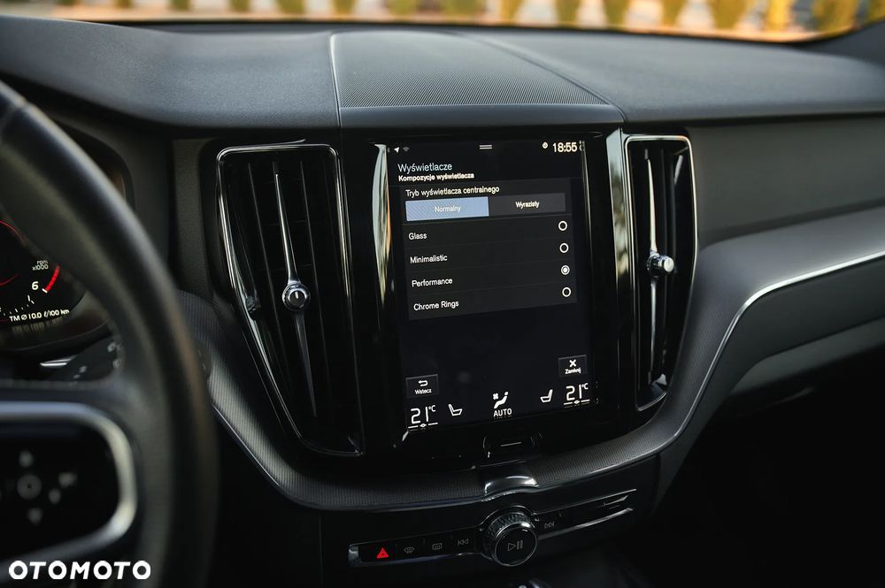 Volvo XC 60 D4 R-Design - 32