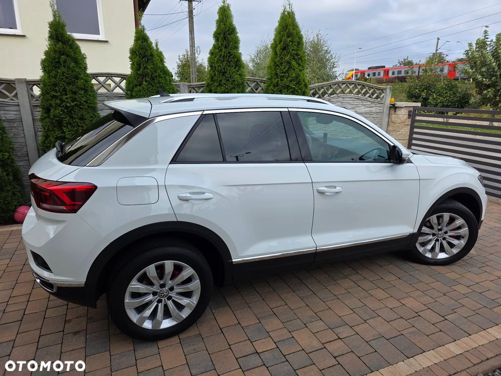 Volkswagen T-Roc - 10