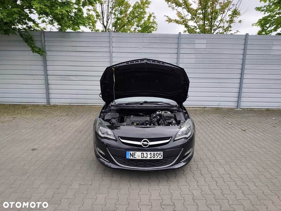 Opel Astra 1.4 Turbo Cosmo - 10