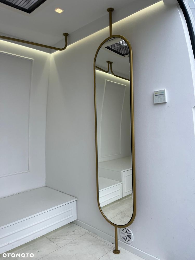Mercedes-Benz SPRINTER - 18