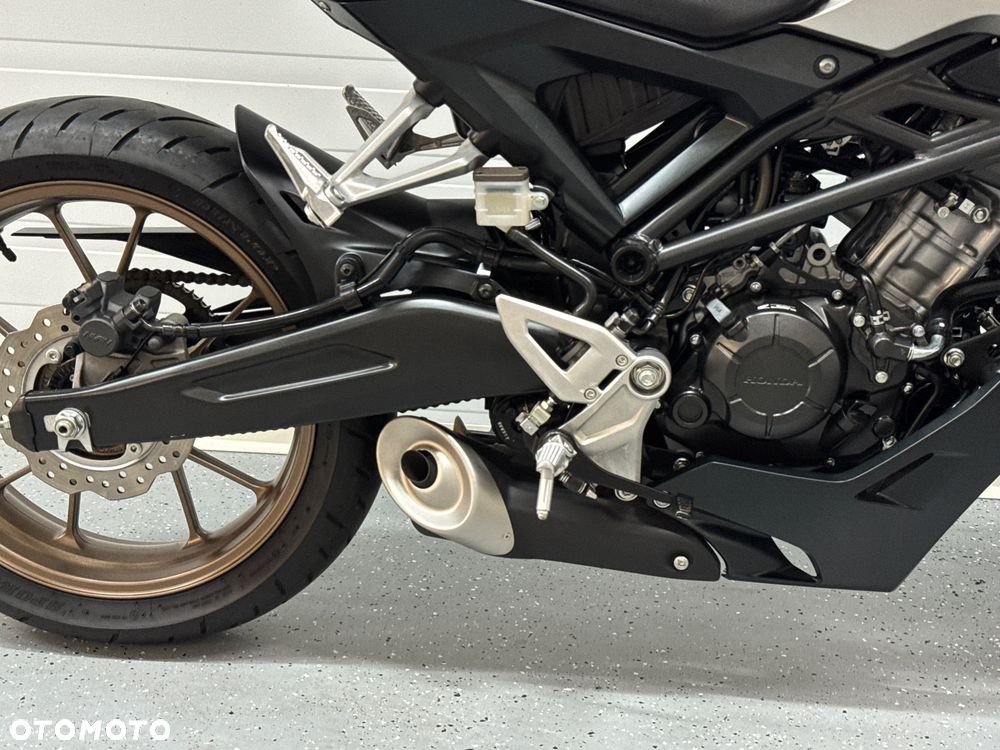 Honda CB - 7