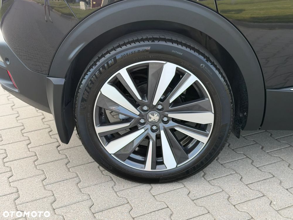 Peugeot 3008 1.6 BlueHDi Allure S&S - 21