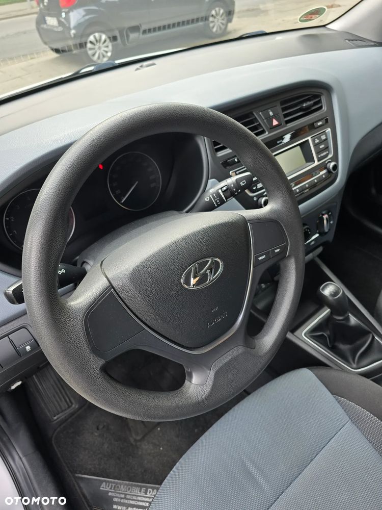 Hyundai i20 1.2 Classic - 21